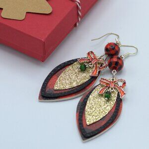 Handmade Dangle Christmas earrings